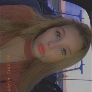 Meet your Posher, Raina